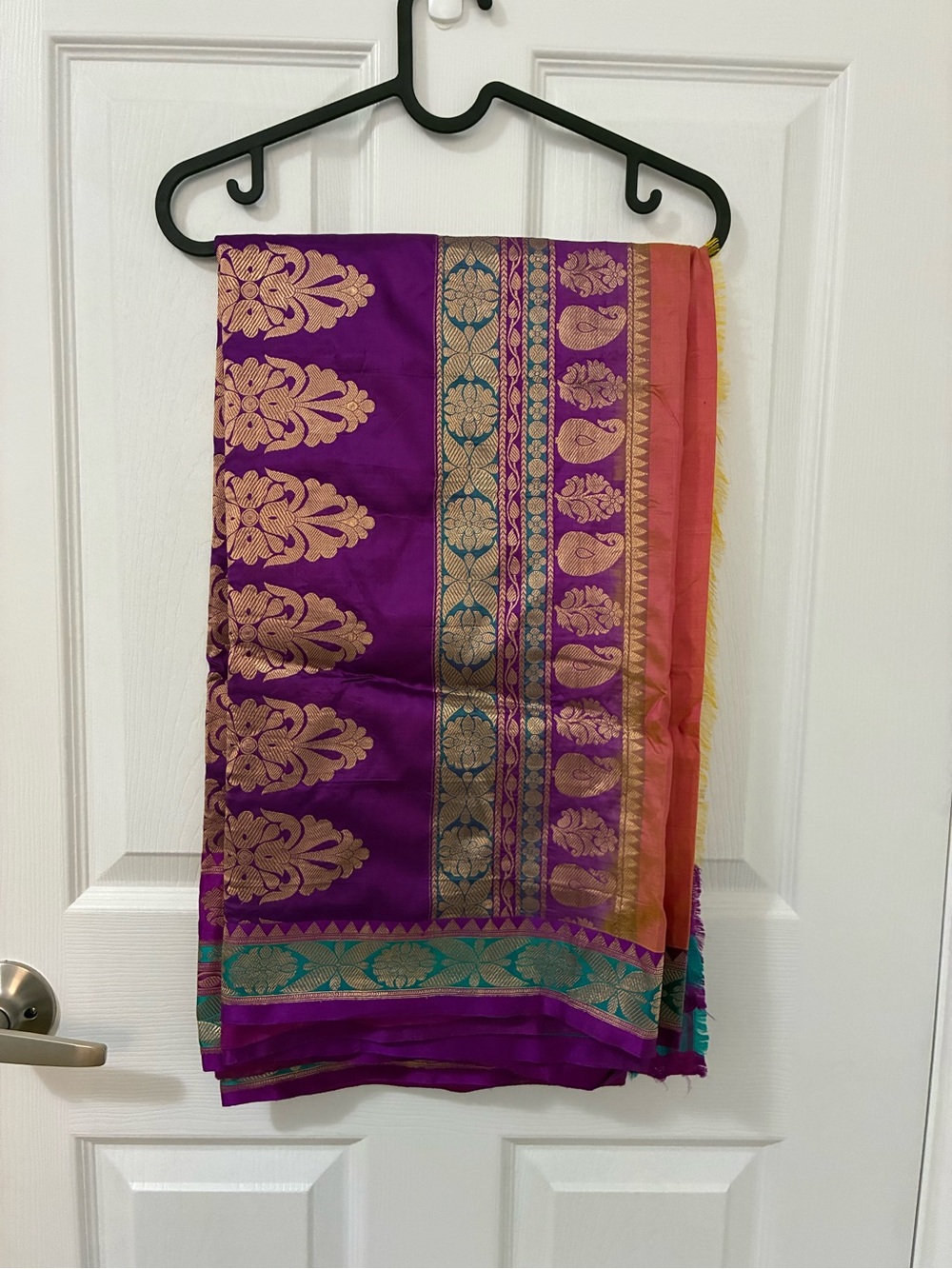 Pink chromatic saree